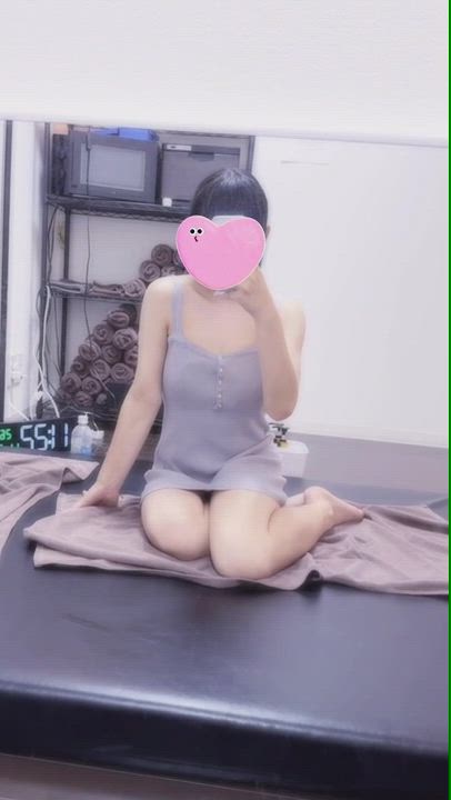 「今日朝までいます♡肌寒いから会いたいな〜」11/10(月) 01:56 | 上田さくらの動画日記