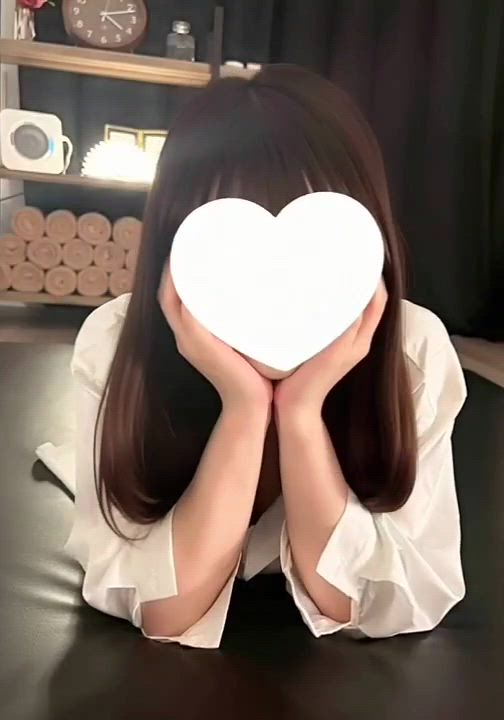 「初めまして、ももです♡」04/20(月) 20:15 | 神楽ももの動画日記