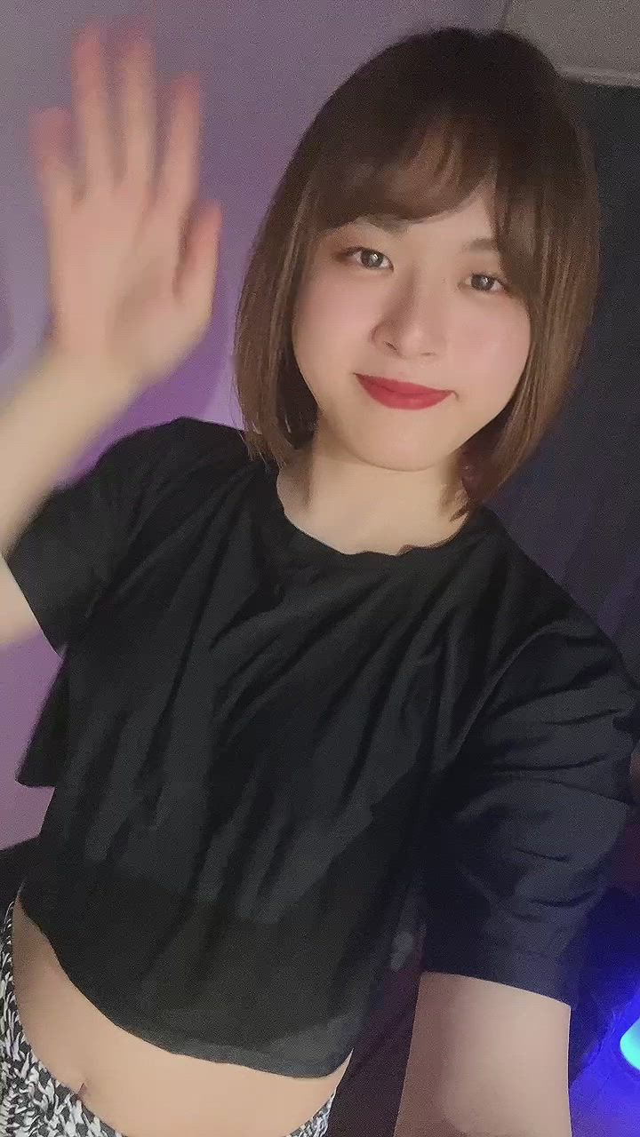 「本日ご予約ありがとう♡明日4月24日(金)出勤します♡」04/23(木) 22:43 | 水城　ゆなの動画日記